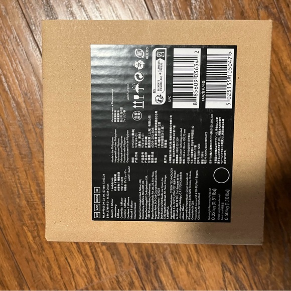 Dyson Airwrap Black Wave+ Curl Diffuser Attachment - Picture 2 of 6